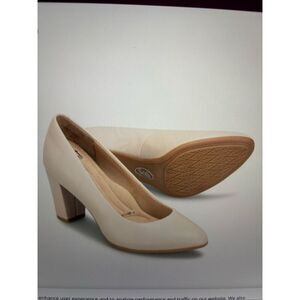 NIB Sofft Parisa Pump